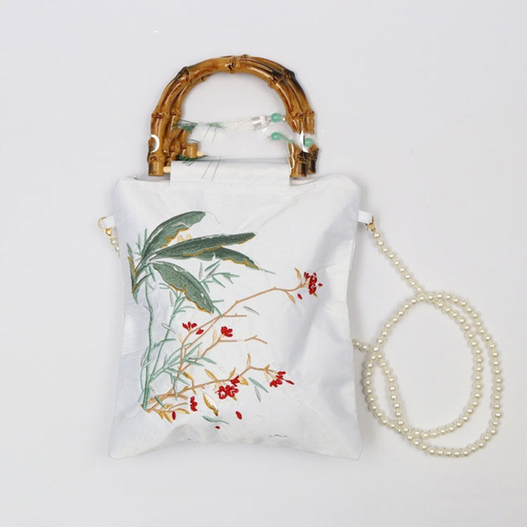 ရှေးဟောင်းဖဲအောင်လက်ကိုင်တံခွန်ထုတ်လုပ်မှုလုပ်ငန်းစဉ်